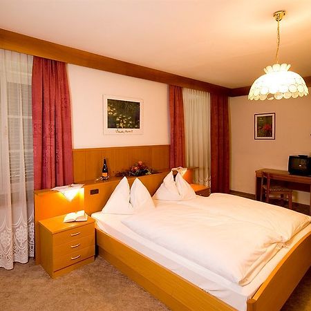 Lener Wirtshaus & Hotel كامبو دي تْرينْسْ المظهر الخارجي الصورة
