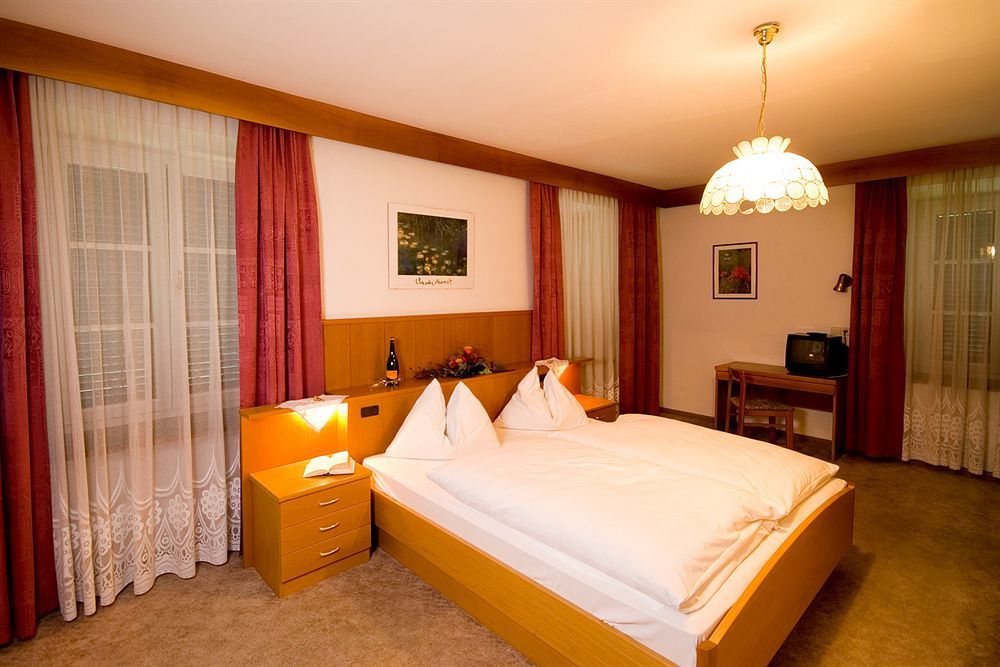 Lener Wirtshaus & Hotel كامبو دي تْرينْسْ المظهر الخارجي الصورة